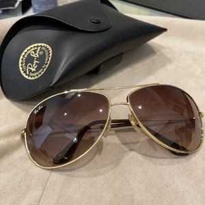 Ray-Ban Metal Aviator Sunglasses